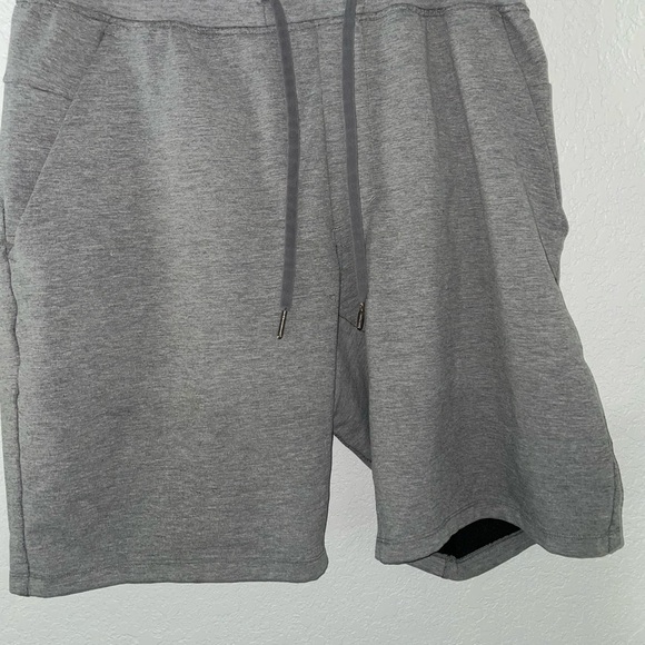Large Lululemon City Sweat Shorts 9” Heathered Gray - Picture 1 of 7